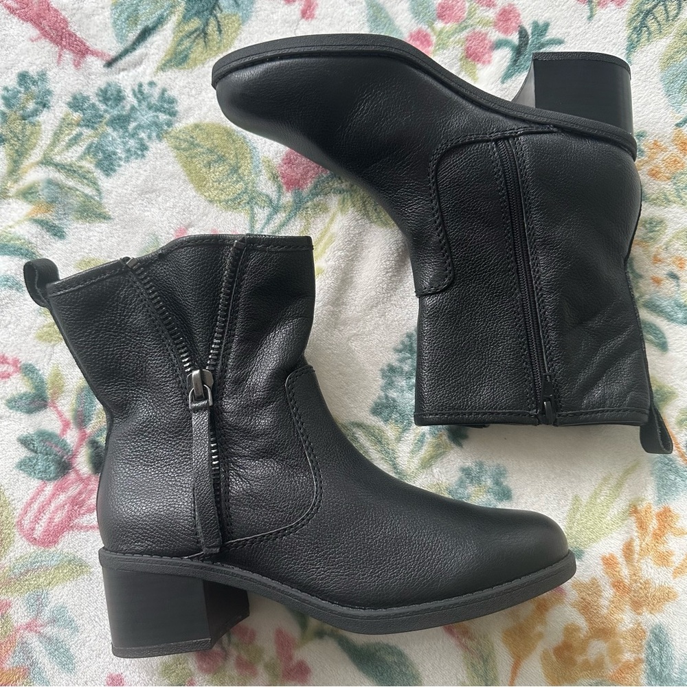 Clarks Black Nevella Devon Leather Zipped Booties Ankle Boots Size 6 EU 36